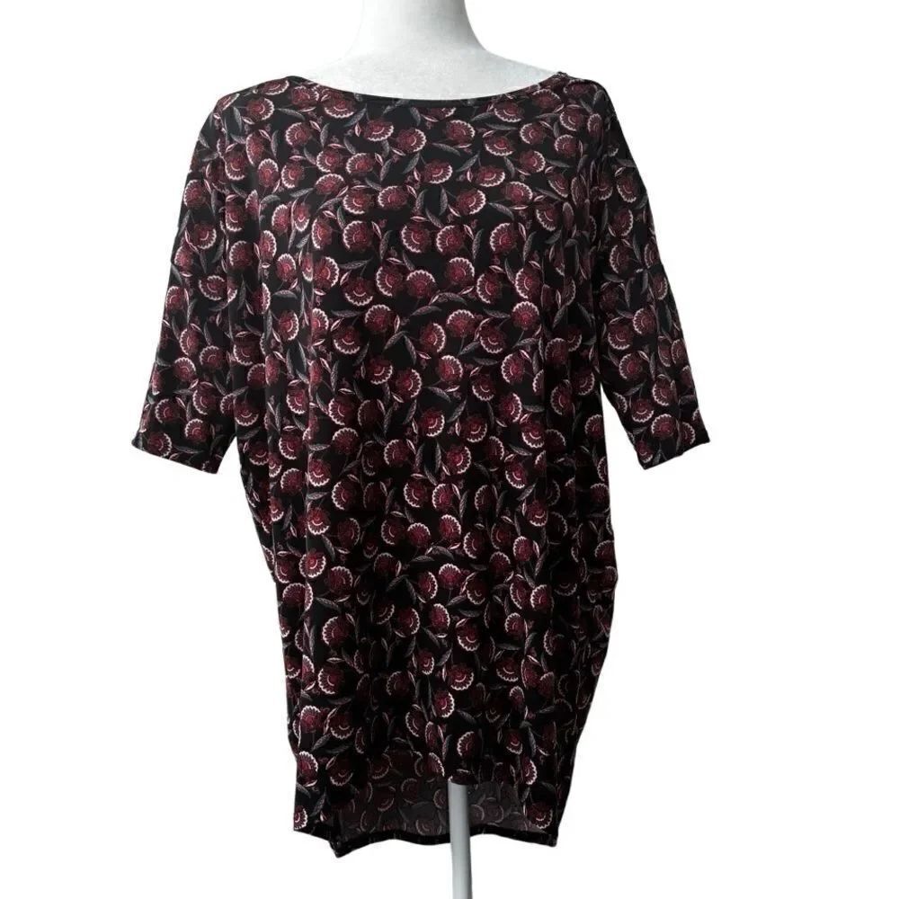 LuLaRoe Simply Comfortable Black Floral Paisley Shirt SZ S